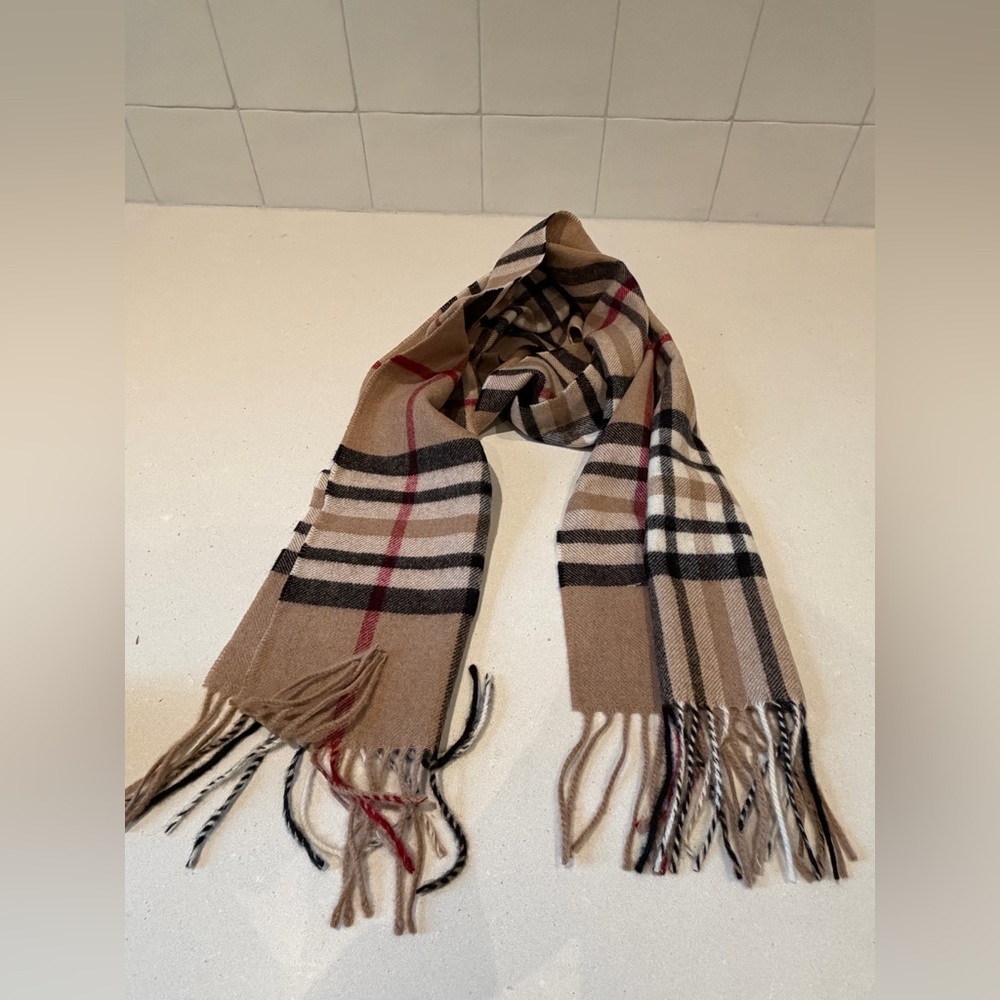 NWT Plaid Fringe Scarf